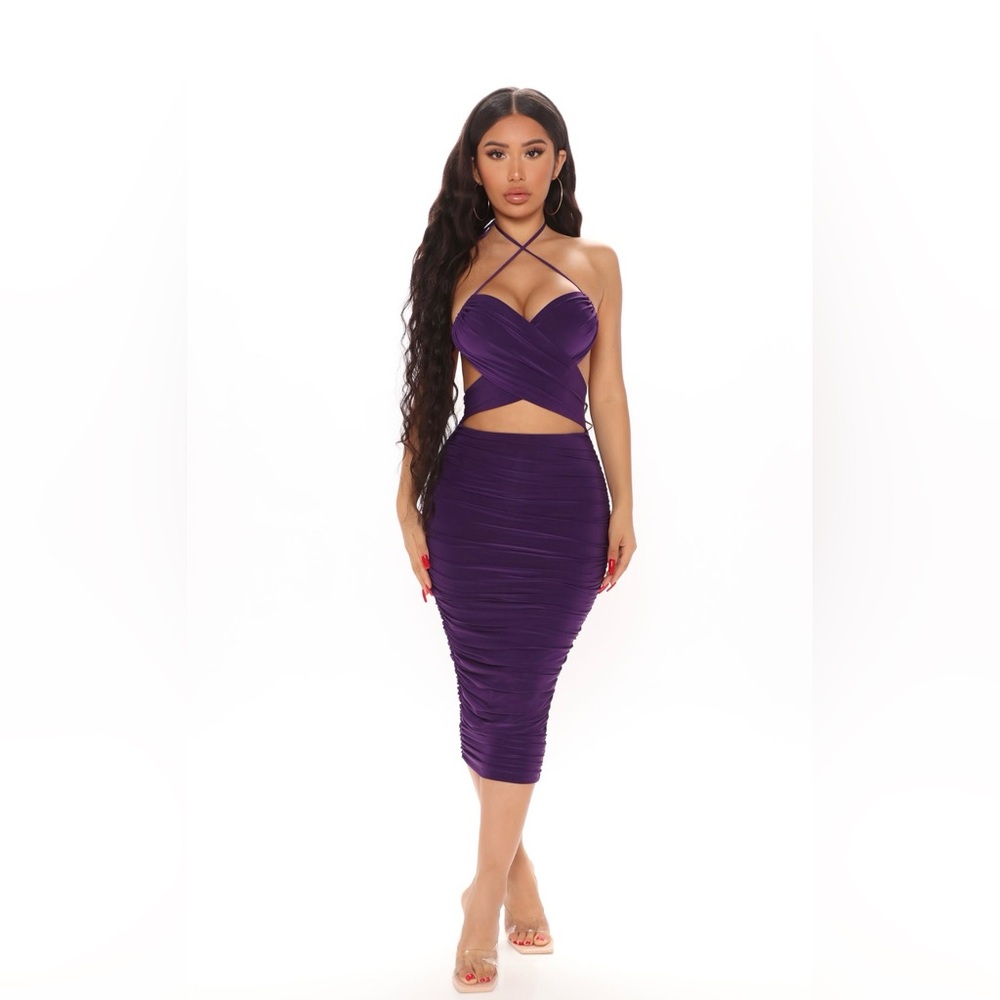 Dress - Picture 2 of 3